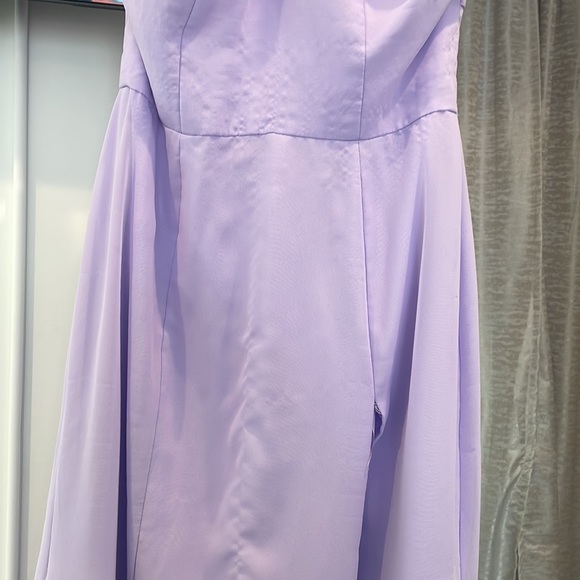 Azazie purple chiffon dress worn once custom size similar to a 6. I an 5’3” - Picture 4 of 5